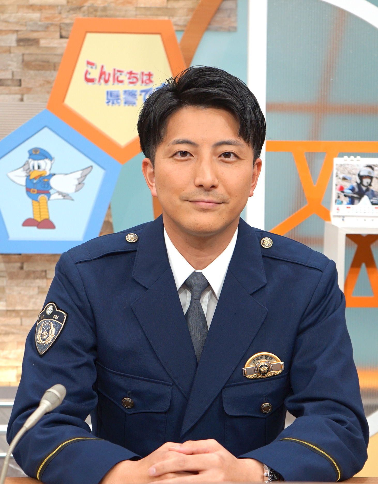 キャスター写真