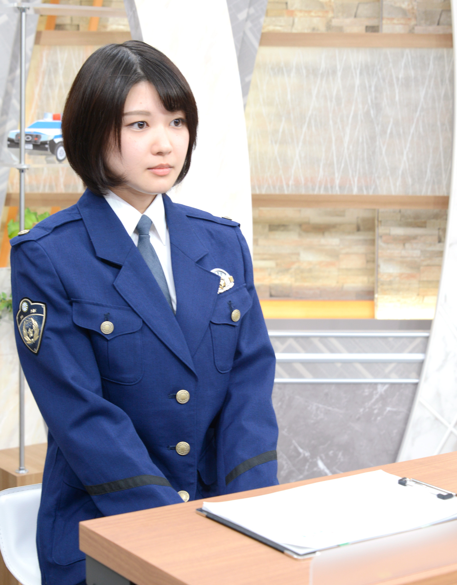 キャスター写真