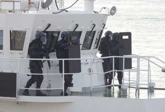 銃器対策部隊3